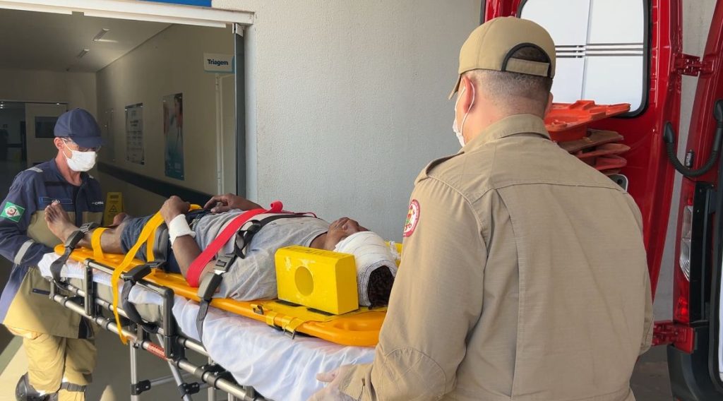 Sorriso:Homem é agredido com barra de ferro em empresa na rua Palmares