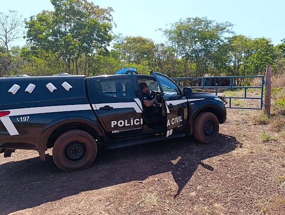 Polícia Civil resgata mulher e dois filhos mantidos em cárcere privado em MT