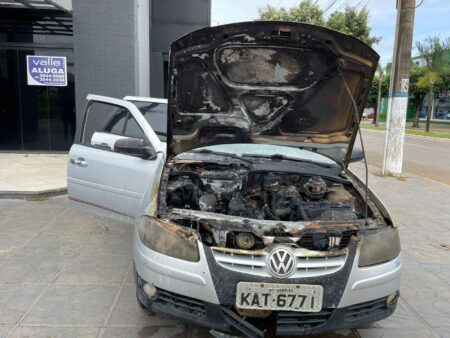 Sorriso: Veículo tem princípio de incêndio na Avenida Tancredo Neves com BR-163